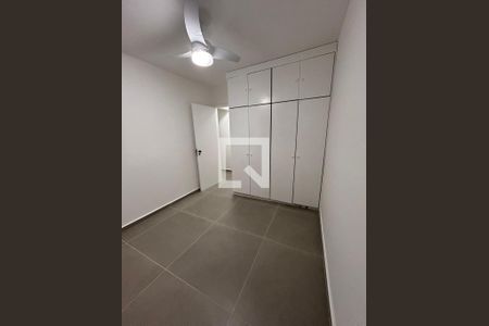 Quarto de apartamento à venda com 3 quartos, 68m² em Jardim Pinheiros, São Paulo