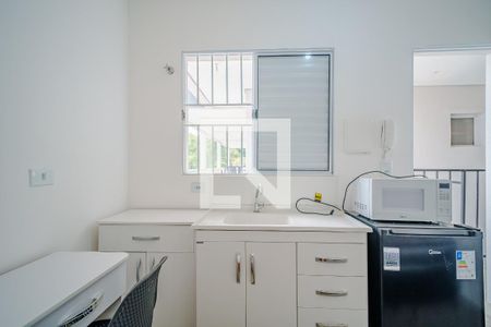 Quarto/Cozinha de kitnet/studio para alugar com 1 quarto, 10m² em Rio Pequeno, São Paulo