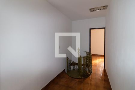 Hall dos Quartos de casa à venda com 3 quartos, 180m² em Chácara Belenzinho, São Paulo
