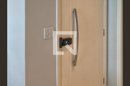 Fechadura eletrônica  de apartamento para alugar com 4 quartos, 144m² em Guilhermina, Praia Grande