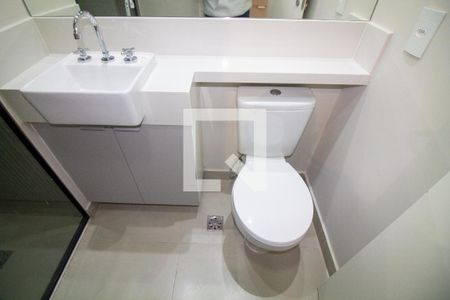 Banheiro de kitnet/studio à venda com 1 quarto, 30m² em Santo Amaro, São Paulo
