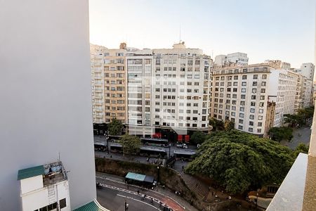 Varanda de kitnet/studio para alugar com 1 quarto, 25m² em Centro Histórico de São Paulo, São Paulo