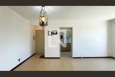 Sala de apartamento para alugar com 2 quartos, 69m² em Cristal, Porto Alegre