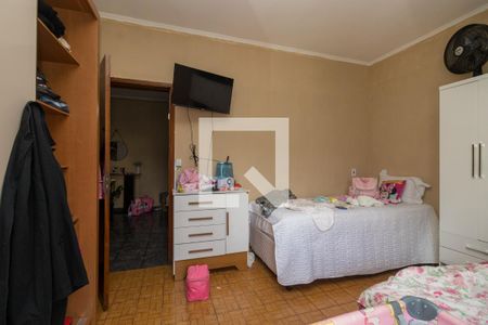 Quarto 1 de casa à venda com 6 quartos, 60m² em Parque São Lucas, São Paulo