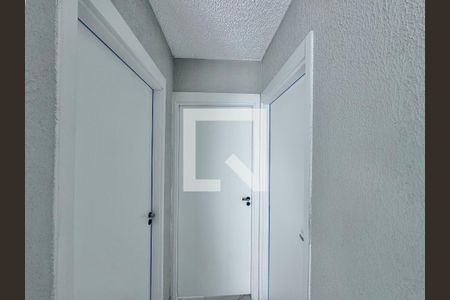 Corredor de apartamento à venda com 2 quartos, 43m² em Vargem Pequena, Rio de Janeiro