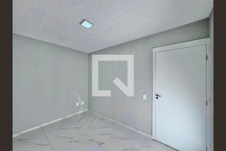Quarto 1 de apartamento à venda com 2 quartos, 43m² em Vargem Pequena, Rio de Janeiro