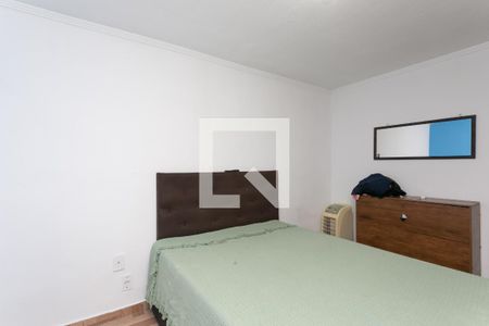 Quarto 1  de apartamento para alugar com 3 quartos, 56m² em Itaquera, São Paulo