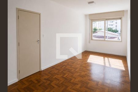 Quarto de apartamento para alugar com 1 quarto, 49m² em Passo d’Areia, Porto Alegre