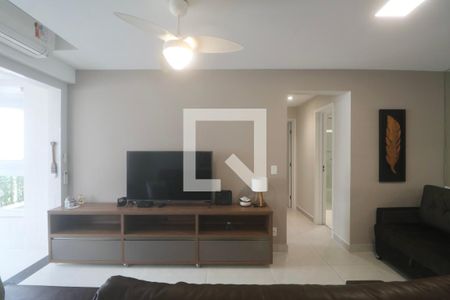 Sala de apartamento para alugar com 2 quartos, 77m² em Vila Alzira, Guarujá