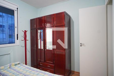 Quarto suíte  de apartamento para alugar com 3 quartos, 77m² em Humaitá, Porto Alegre