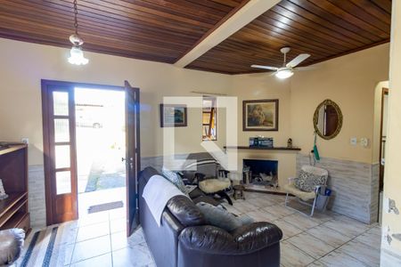 Sala de casa à venda com 5 quartos, 165m² em Parque Urbano, Porto Alegre