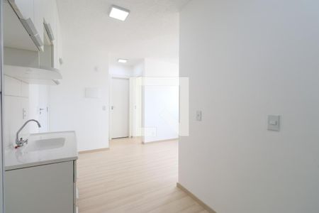 Sala/Cozinha/área de serviço  de apartamento para alugar com 2 quartos, 35m² em Barra Funda, São Paulo