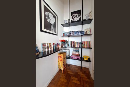 Sala de apartamento à venda com 3 quartos, 115m² em Icaraí, Niterói