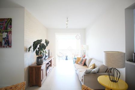 Sala de apartamento para alugar com 2 quartos, 73m² em Jardim Caboré, São Paulo