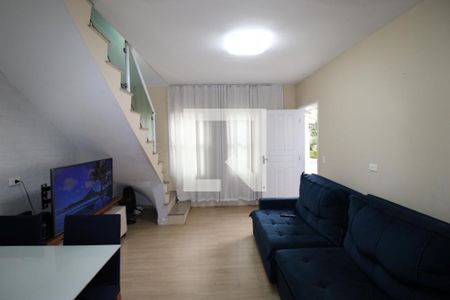 Sala de casa de condomínio à venda com 2 quartos, 67m² em Itaquera, São Paulo