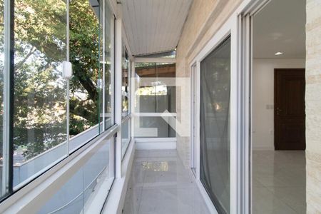 Varanda da Sala de casa para alugar com 6 quartos, 350m² em Cristal, Porto Alegre