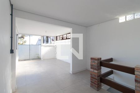 Sala 3 de casa para alugar com 6 quartos, 350m² em Cristal, Porto Alegre