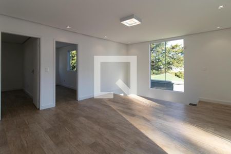 Sala 2 de casa para alugar com 6 quartos, 350m² em Cristal, Porto Alegre