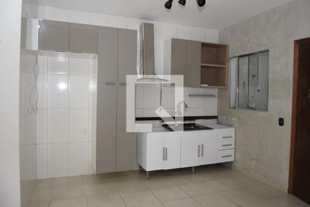 Sala/Cozinha de casa para alugar com 2 quartos, 160m² em Jardim Independência, Embu das Artes