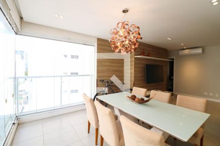 Sala / Cozinha de apartamento à venda com 2 quartos, 78m² em Indianópolis, São Paulo