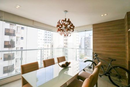 Sala / Cozinha de apartamento à venda com 2 quartos, 78m² em Indianópolis, São Paulo