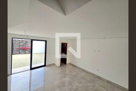 Sala de casa à venda com 3 quartos, 158m² em Santa Branca, Belo Horizonte