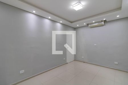 Suíte de casa à venda com 3 quartos, 300m² em Parque Santo Antonio, Guarulhos