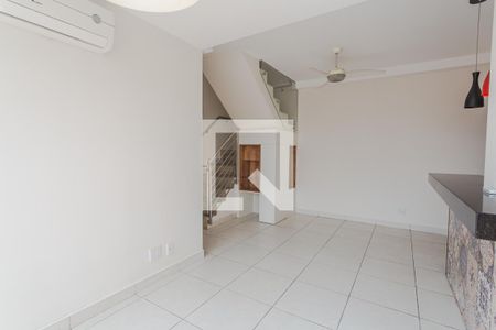 Sala 1 de apartamento à venda com 3 quartos, 164m² em Santa Tereza, Belo Horizonte