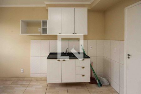 Cozinha e Área de Serviço de apartamento para alugar com 1 quarto, 25m² em Cidade Satelite Santa Barbara, São Paulo