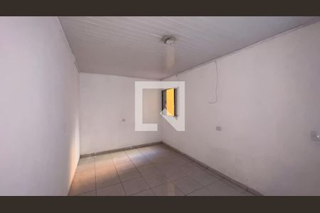 Quarto 1 de casa para alugar com 2 quartos, 62m² em Vila Creti, Carapicuíba