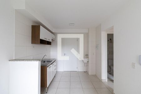 Sala/Cozinha/Área de Serviço  de apartamento para alugar com 2 quartos, 33m² em Itaquera, São Paulo