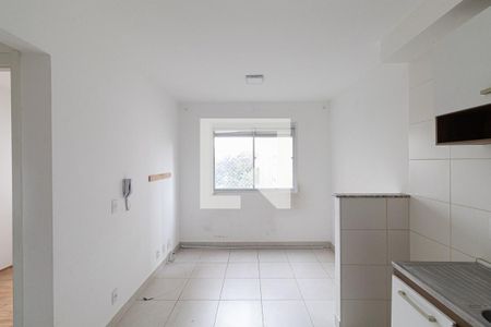 Sala/Cozinha/Área de Serviço  de apartamento para alugar com 2 quartos, 33m² em Itaquera, São Paulo