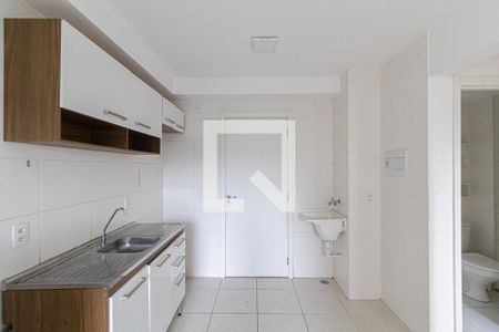 Sala/Cozinha/Área de Serviço  de apartamento para alugar com 2 quartos, 33m² em Itaquera, São Paulo