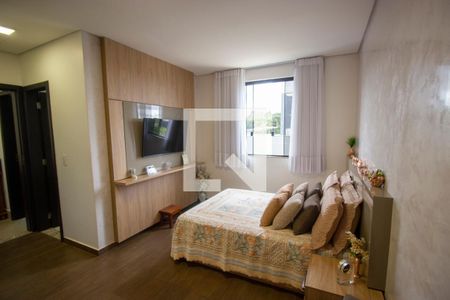 Casa de Condomínio à venda com 4 quartos, 250m² em Colônia Agrícola Samambaia, Brasília