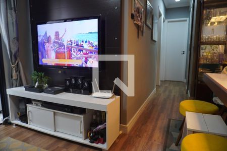 Sala de apartamento para alugar com 2 quartos, 57m² em Vila Carmosina, São Paulo