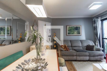 Sala de apartamento para alugar com 2 quartos, 57m² em Vila Carmosina, São Paulo