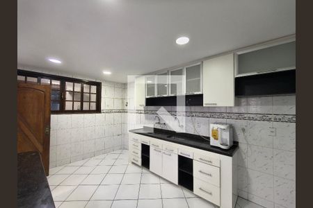 Cozinha de casa de condomínio à venda com 3 quartos, 220m² em Taquara, Rio de Janeiro
