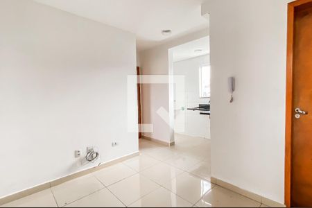 Sala de apartamento para alugar com 2 quartos, 40m² em Vila Santa Teresa (zona Leste), São Paulo