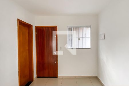 Sala de apartamento para alugar com 2 quartos, 40m² em Vila Santa Teresa (zona Leste), São Paulo