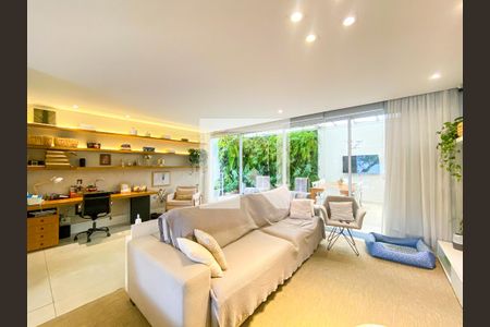 Sala de casa de condomínio à venda com 3 quartos, 241m² em Tremembé, São Paulo