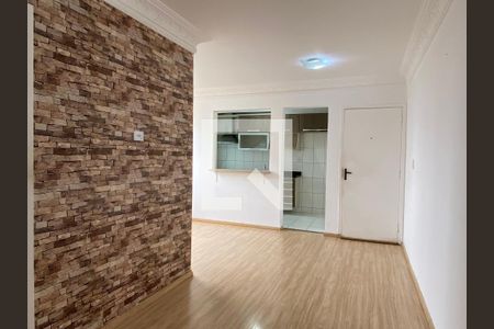 Sala de apartamento para alugar com 2 quartos, 81m² em Jardim Roberto, Osasco