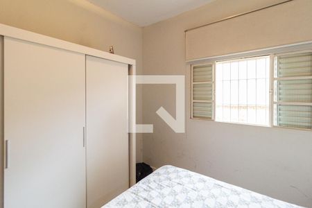Quarto 3 de casa à venda com 3 quartos, 299m² em Iapi, Osasco