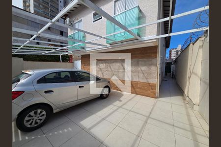 Garagem de casa de condomínio para alugar com 3 quartos, 84m² em Vila Tupi, Praia Grande
