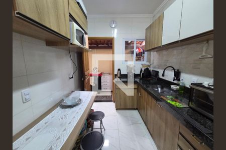 Cozinha de casa de condomínio para alugar com 2 quartos, 60m² em Parque das Americas, Praia Grande