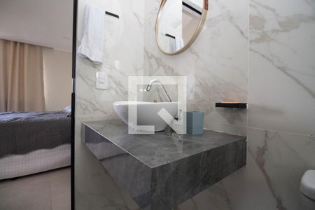 Banheiro de apartamento para alugar com 1 quarto, 64m² em Colônia Agrícola Vereda da Cruz, Brasília