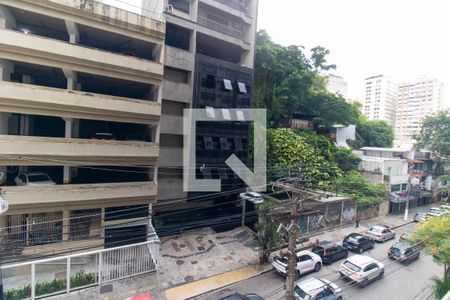 Vista da Sala de apartamento à venda com 2 quartos, 100m² em Icaraí, Niterói
