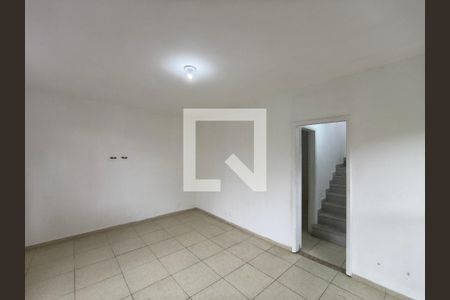 Sala de casa de condomínio para alugar com 3 quartos, 200m² em Taquara, Rio de Janeiro