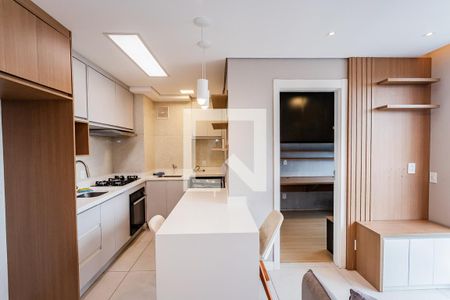 Sala, cozinha e área de serviço de apartamento à venda com 2 quartos, 41m² em Vila Pirituba, São Paulo