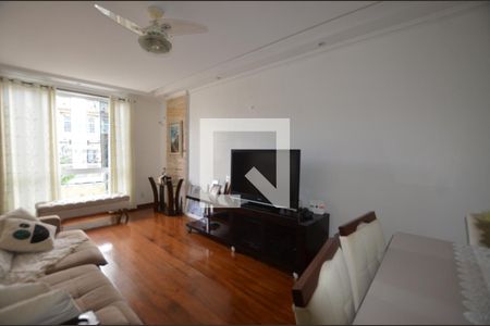 Sala de casa à venda com 3 quartos, 272m² em Vila Valqueire, Rio de Janeiro