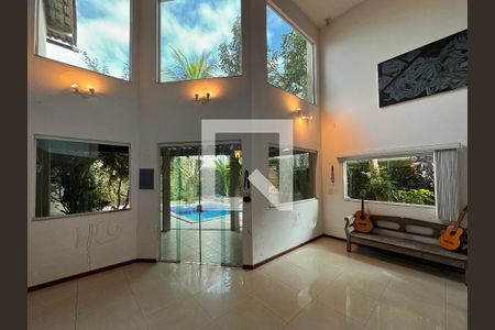Sala de casa de condomínio à venda com 4 quartos, 360m² em Vargem Grande, Rio de Janeiro